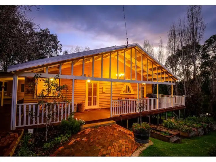 44 De Lisle Street, Balingup WA 6253