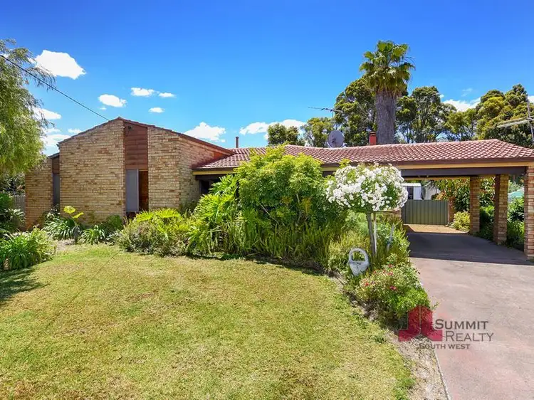 18 Mckinley Street, Collie WA 6225