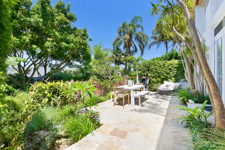 2/35 Lauderdale Avenue, Fairlight NSW 2094