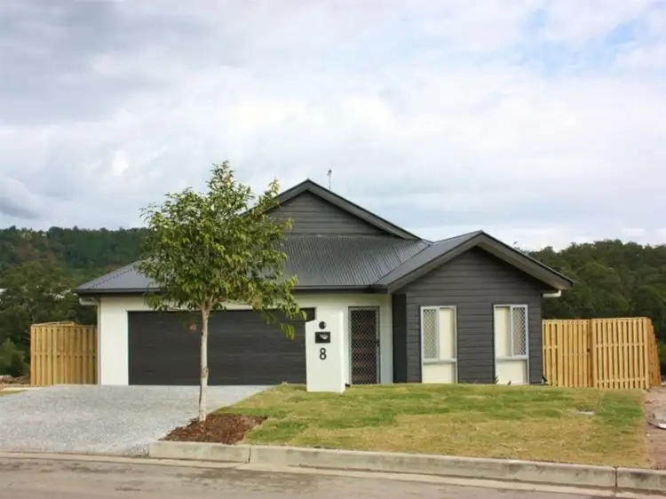 8 Kaplan Street, Oxenford QLD 4210