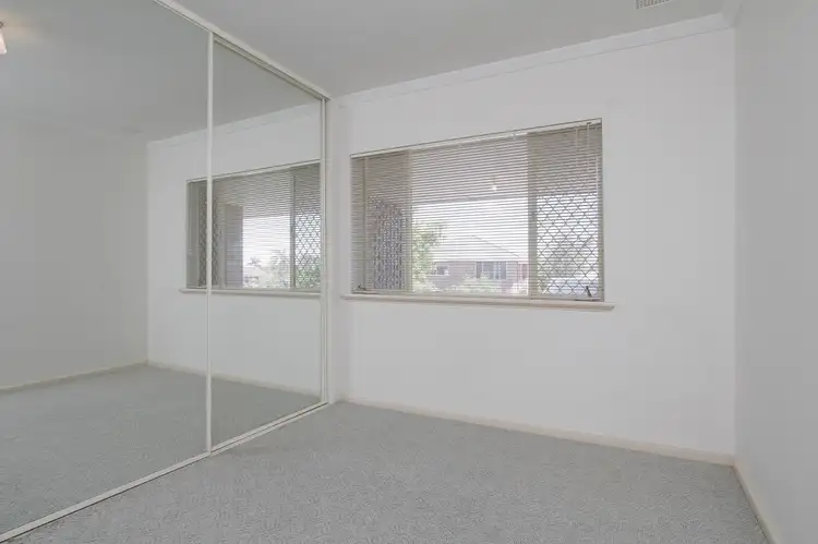 Fifth view of Homely unit listing, 4/1A Hobbs Avenue, Como WA 6152