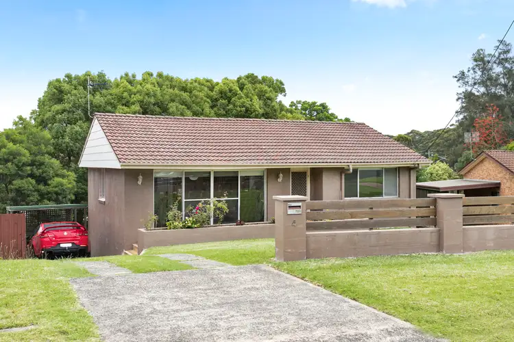 4 Pengana Crescent, Mollymook NSW 2539