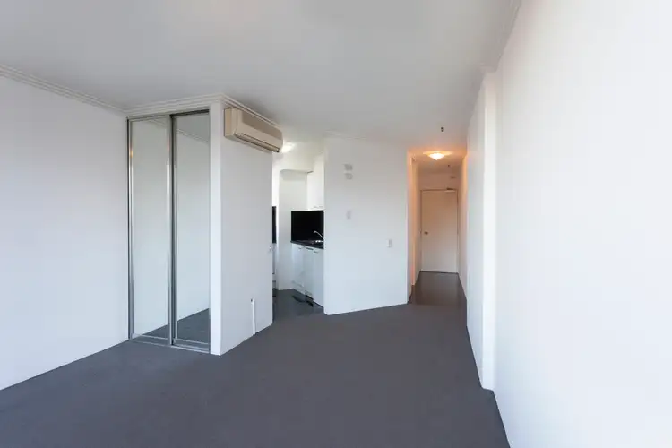 Fifth view of Homely studio listing, Level 17/175/27 Park Street, Sydney NSW 2000