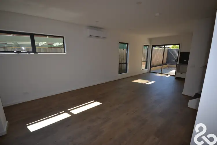 Third view of Homely townhouse listing, 2/121 Raglan Street, Preston VIC 3072