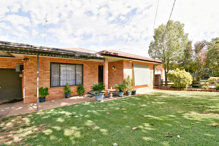 11 Meek Street, Dubbo NSW 2830