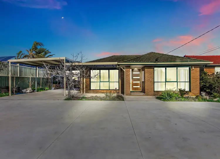 10 Edgeware Close, Kealba VIC 3021