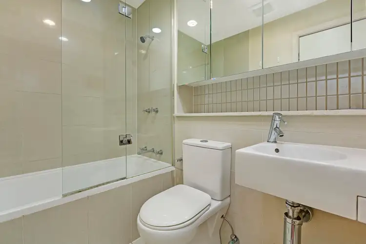 Sixth view of Homely unit listing, 4/15-17 Angas Street, Meadowbank NSW 2114