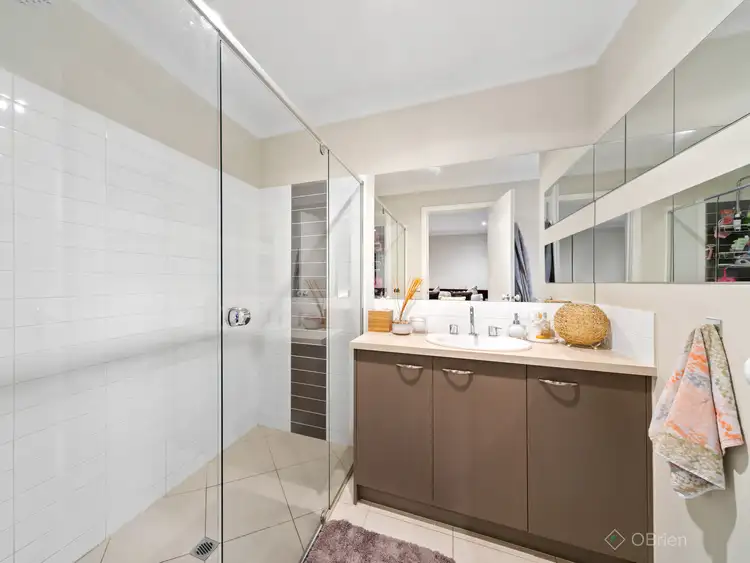 Fifth view of Homely house listing, 16 Desert Rose Court, Cranbourne VIC 3977