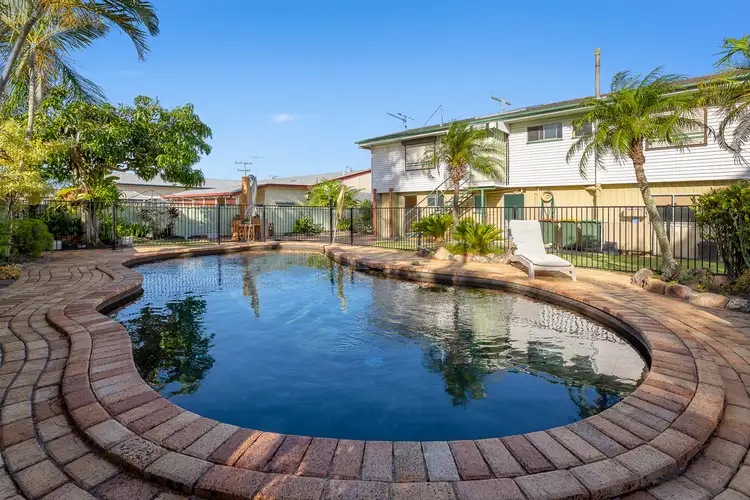 1834 Creek Road, Cannon Hill QLD 4170