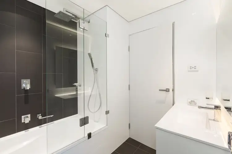 Third view of Homely apartment listing, 11/8-10 St Andrews Place, Cronulla NSW 2230