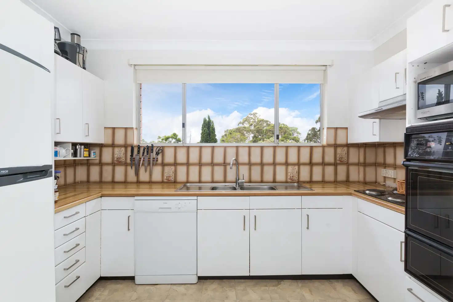 Main view of Homely townhouse listing, 11/87 Yathong Road, Caringbah NSW 2229