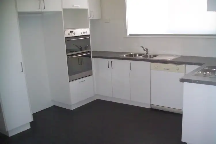 Fifth view of Homely house listing, 2 Bessell Crescent, Collie WA 6225