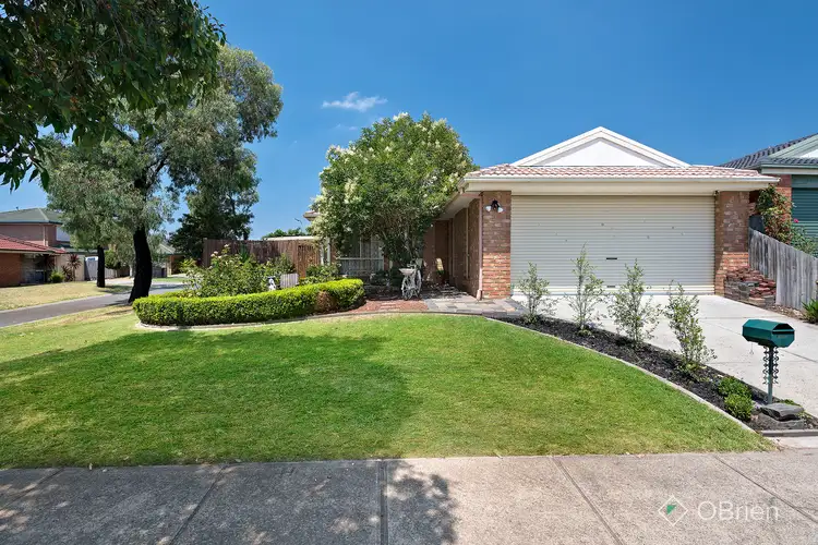 Main view of Homely house listing, 6 Orama Avenue, Carrum Downs VIC 3201