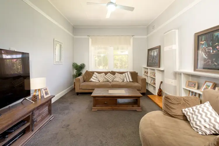 Fourth view of Homely house listing, 194 Lawrence Street, Wodonga VIC 3690