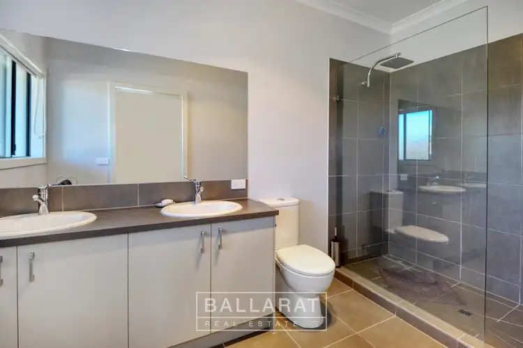 Fifth view of Homely house listing, 17 Lucia Crescent, Mount Clear VIC 3350