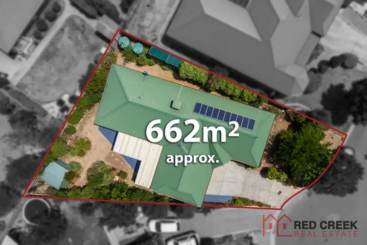 Second view of Homely house listing, 6 Prospect Court, Sunbury VIC 3429