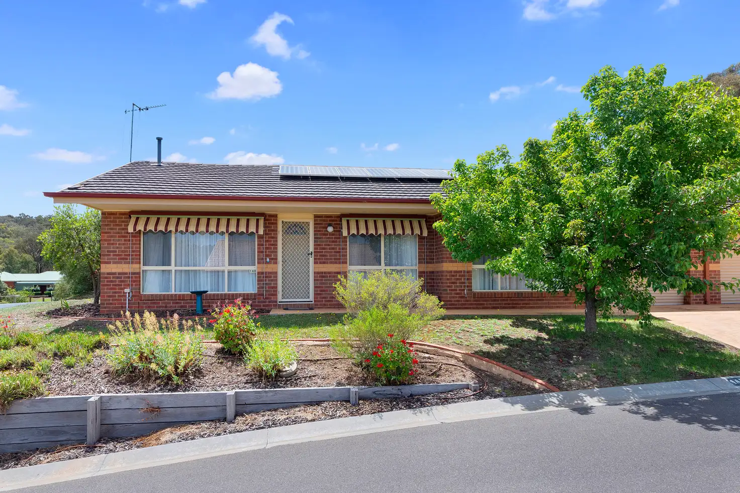 Main view of Homely unit listing, 140 The Outlook, Spring Gully VIC 3550