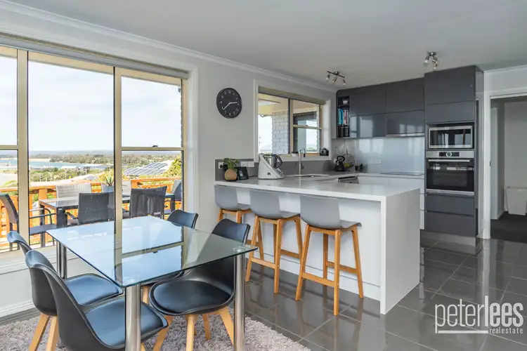 33 Emma Street, Bridport TAS 7262