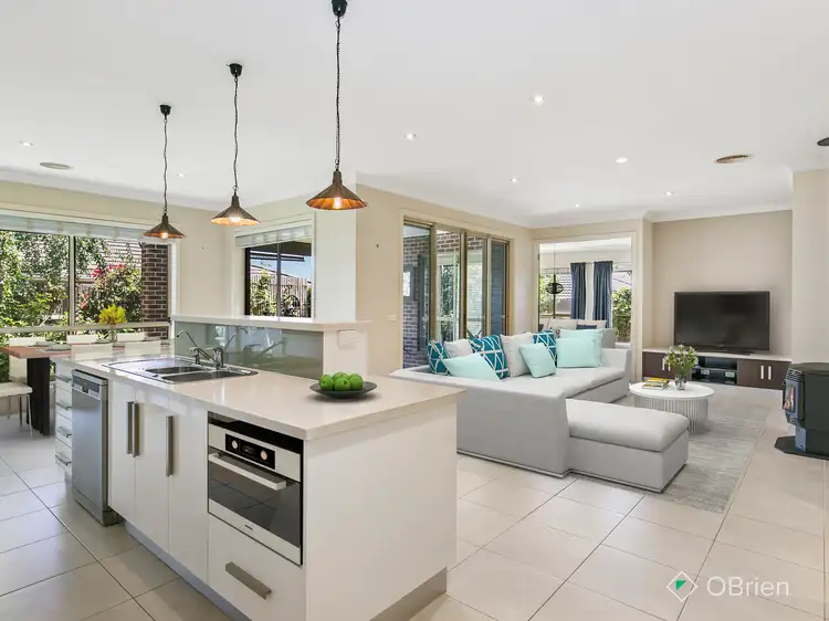Third view of Homely house listing, 5 Aquamarine Crescent, Skye VIC 3977