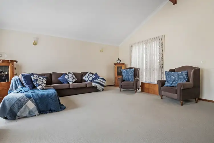 Sixth view of Homely house listing, 13 Beacon Hills Crescent, Craigieburn VIC 3064