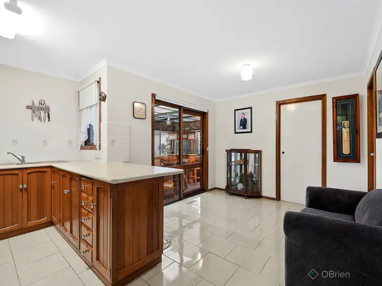 Third view of Homely house listing, 5 McKillop Place, Endeavour Hills VIC 3802