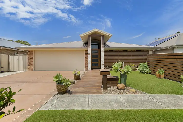 29 Blue Crane Close, Tumbi Umbi NSW 2261