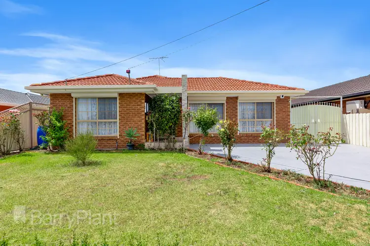 34 Paraburdoo Lane, Kings Park VIC 3021
