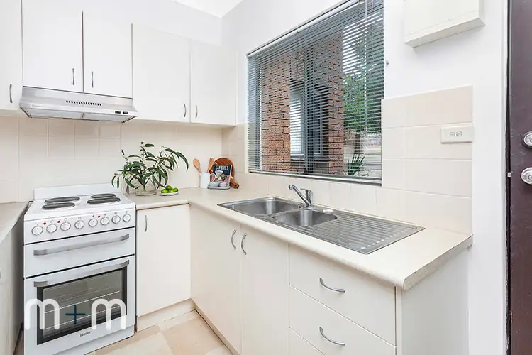 1/17 Nicholson Road, Woonona NSW 2517