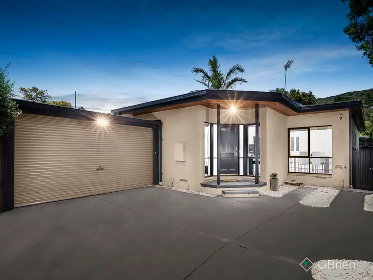 2/6 Athella Court, Ferntree Gully VIC 3156
