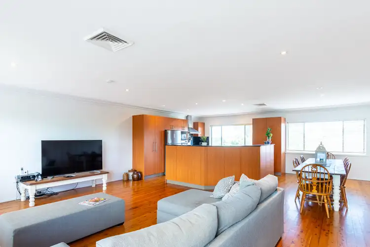 Fifth view of Homely house listing, 8 South Kiama Drive, Kiama Heights NSW 2533