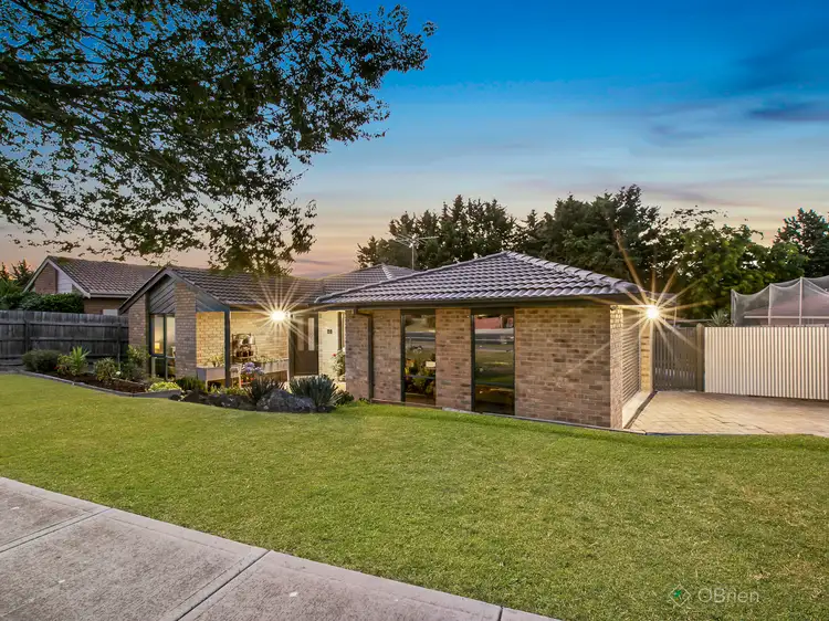 73 Bellevue Drive, Berwick VIC 3806