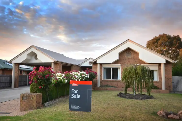 16 Blackwood Avenue, Bairnsdale VIC 3875