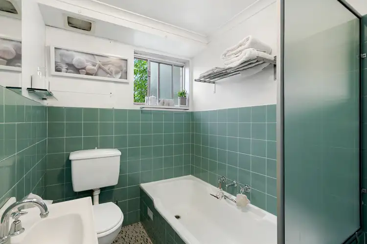 Fifth view of Homely apartment listing, 2/30 Elaine Avenue, Avalon Beach NSW 2107