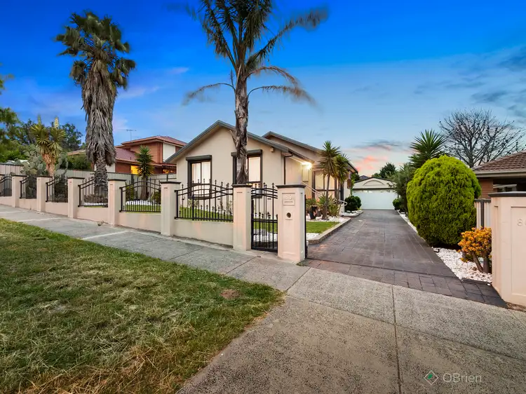 80 Gleneagles Drive, Endeavour Hills VIC 3802