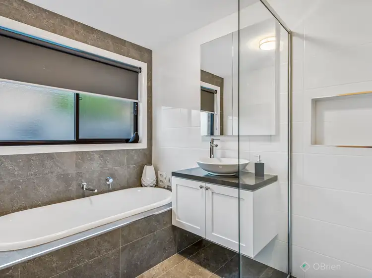 Sixth view of Homely house listing, 3 Rosewin Court, Berwick VIC 3806