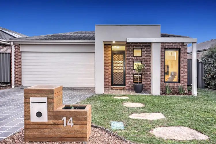 14 Oakgrove Drive, Craigieburn VIC 3064