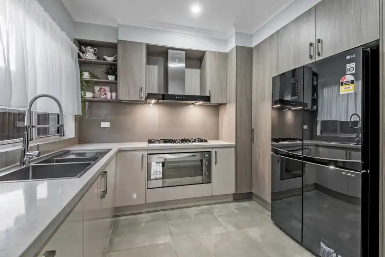 Sixth view of Homely house listing, 33 Admiration Drive, Craigieburn VIC 3064