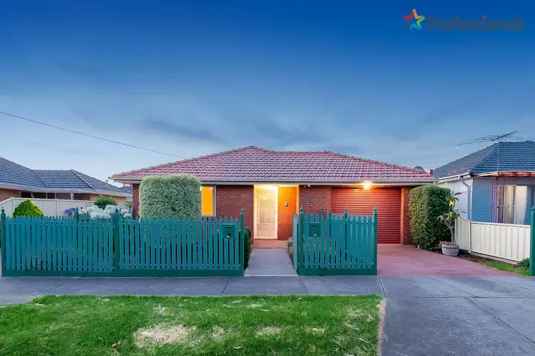 1&2/65 Walmer Avenue, St Albans VIC 3021