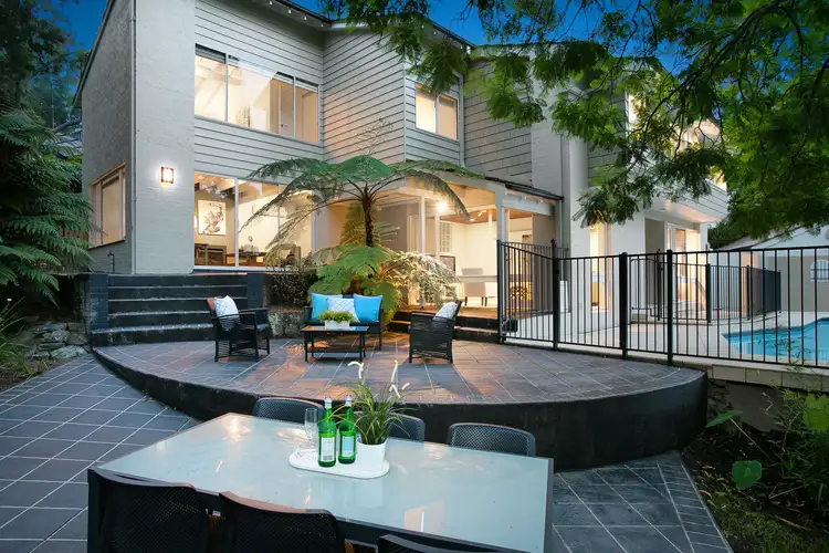 7 Raleigh Crescent, St Ives NSW 2075
