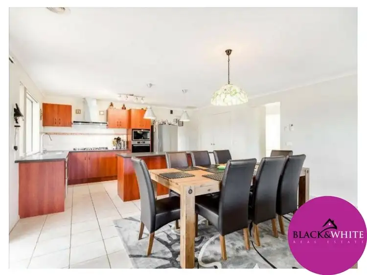 Sixth view of Homely house listing, 8 Burley Court, Manor Lakes VIC 3024