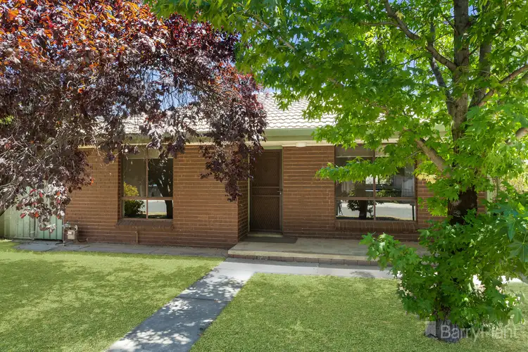 2 Potters Lane, Kangaroo Flat VIC 3555