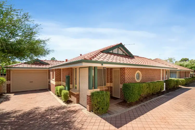 2/1 Langley Place, Innaloo WA 6018