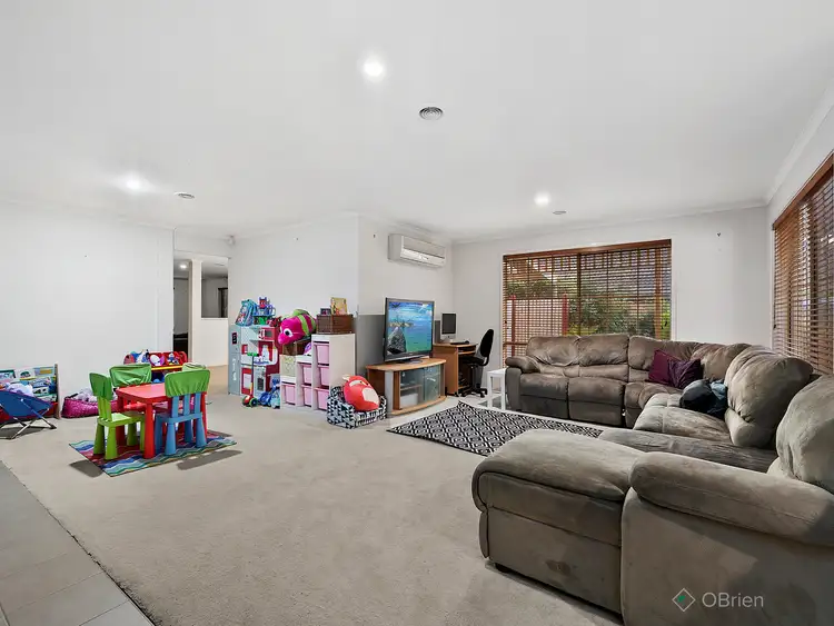 Fifth view of Homely house listing, 10 Sherbrooke Court, Narre Warren South VIC 3805