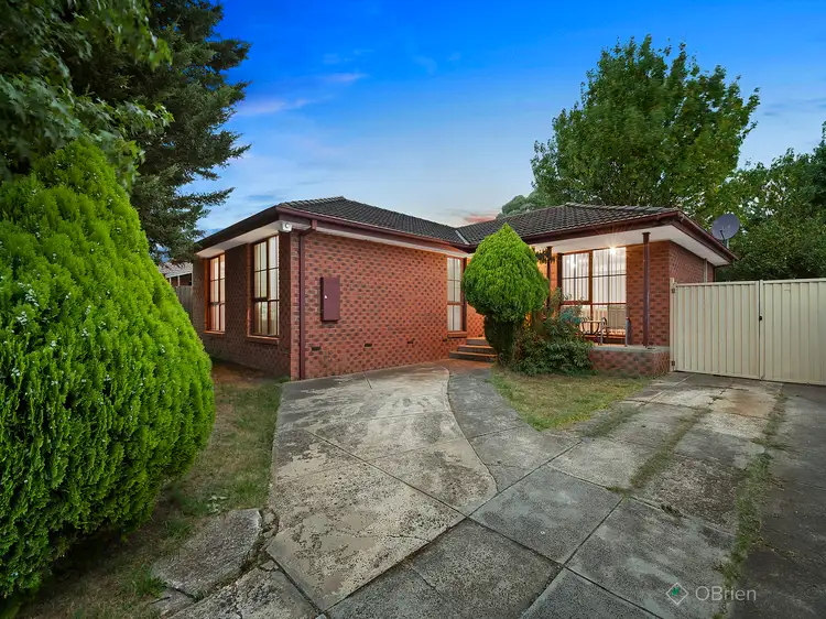 34 Shetland Street, Endeavour Hills VIC 3802