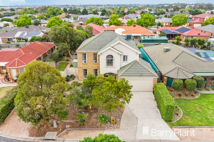 9 McIvor Court, Melton West VIC 3337