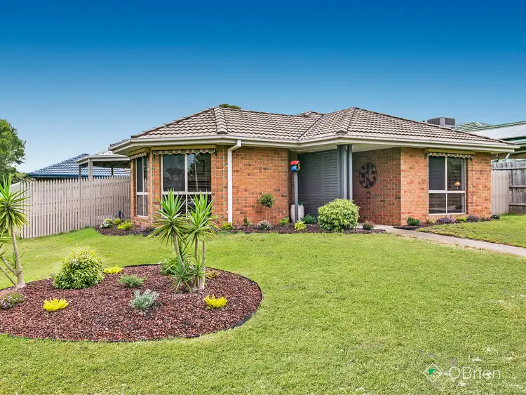 1 Bluegrass Walk, Frankston VIC 3199