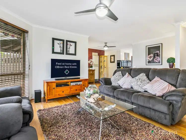 Fourth view of Homely house listing, 1 Bluegrass Walk, Frankston VIC 3199