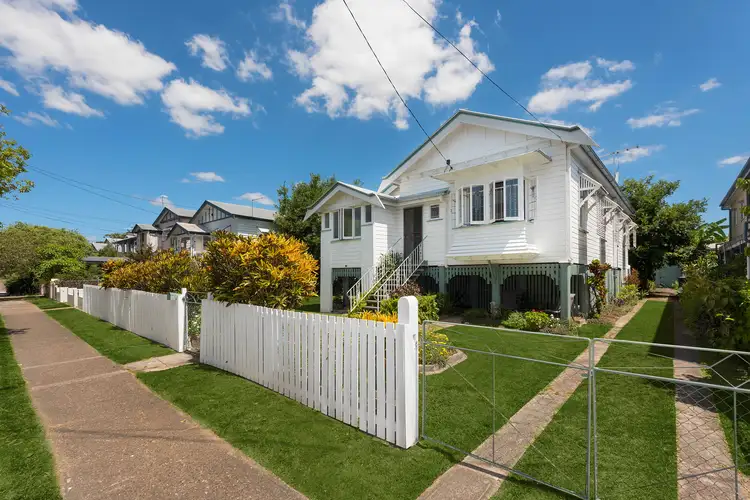 15 Jubilee Street, Greenslopes QLD 4120