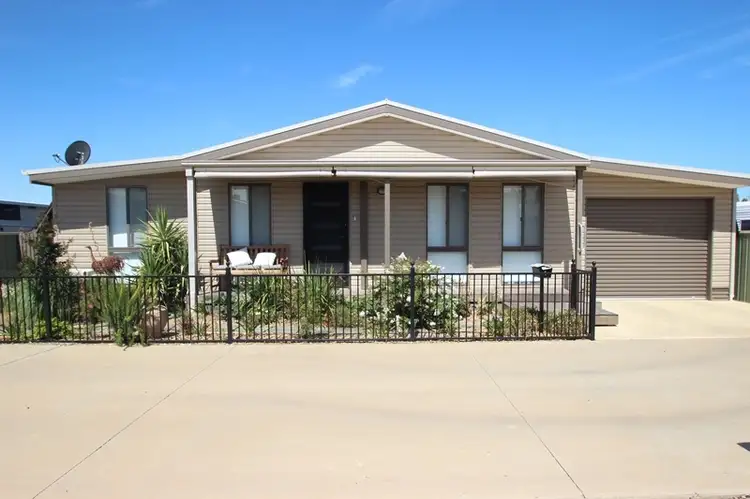 4 Corella Street, Tocumwal NSW 2714
