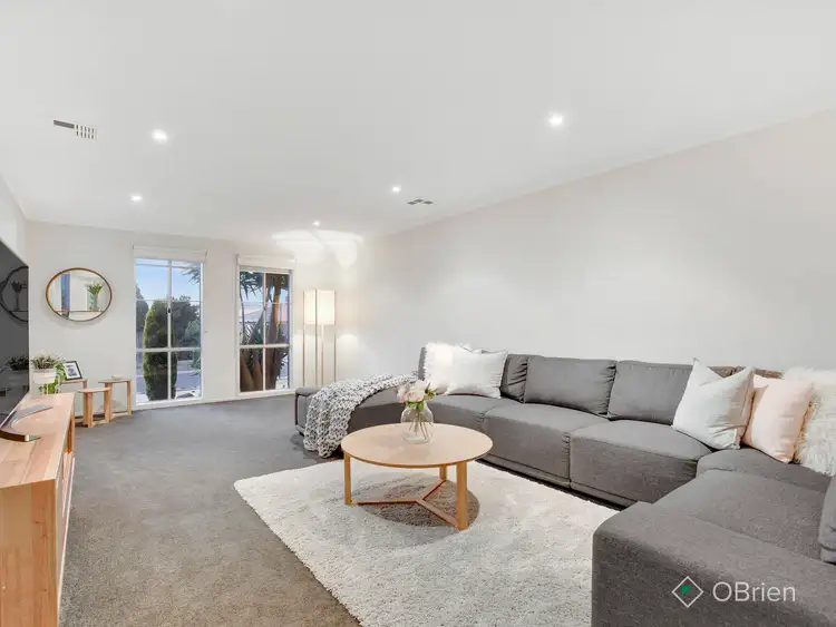 Fourth view of Homely house listing, 1 Amethyst Close, Skye VIC 3977